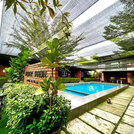 Petak Padin Cottage By The Pool, קפלה באטאס מראה חיצוני תמונה