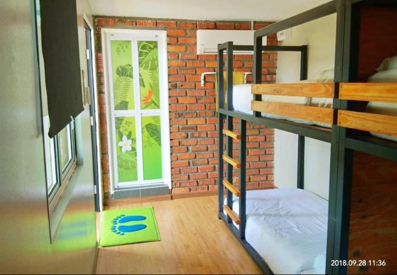 Petak Padin Cottage By The Pool, קפלה באטאס מראה חיצוני תמונה