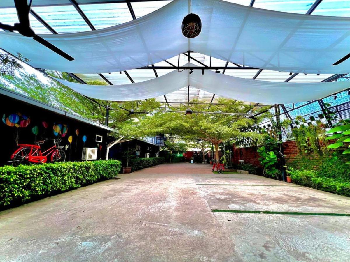 Petak Padin Cottage By The Pool, קפלה באטאס מראה חיצוני תמונה