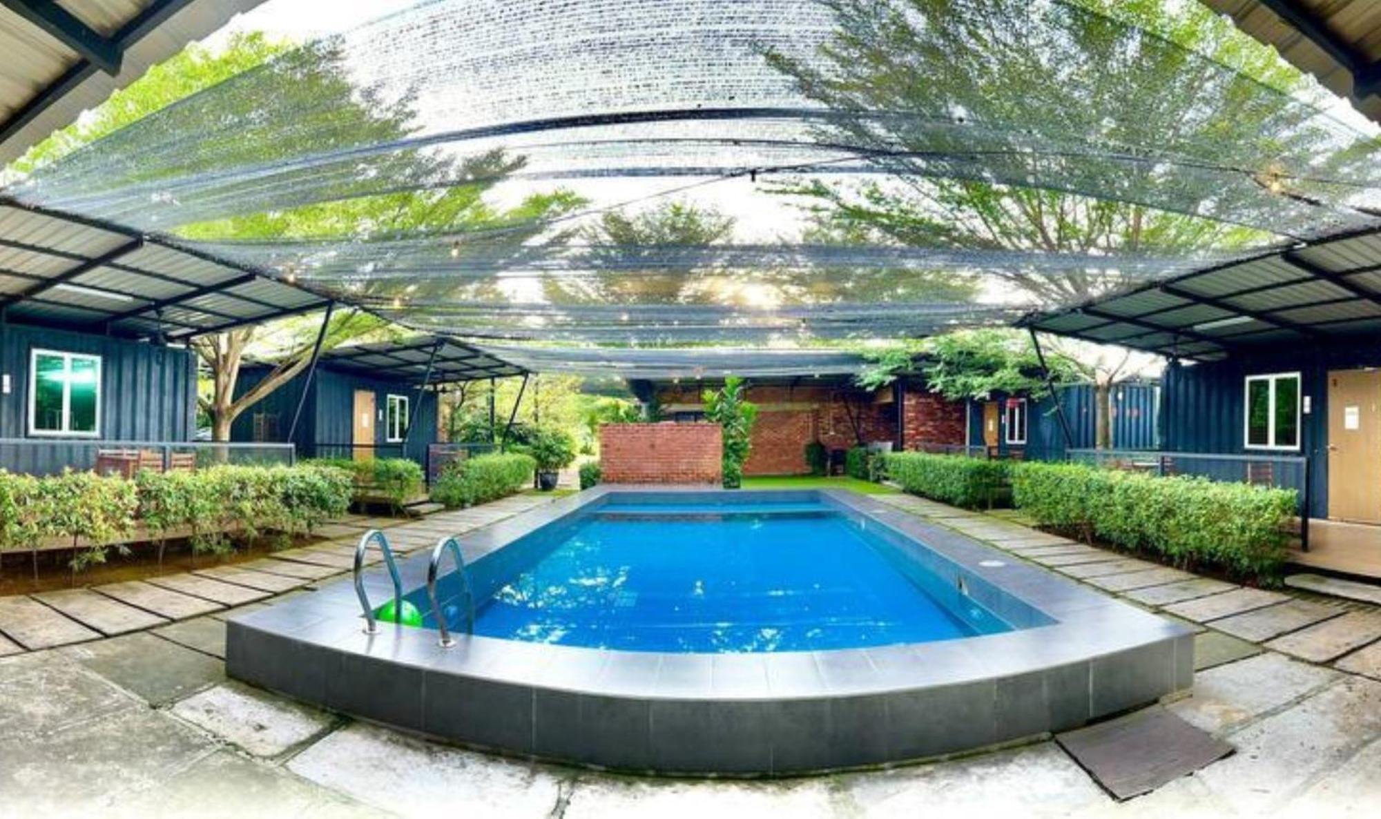 Petak Padin Cottage By The Pool, קפלה באטאס מראה חיצוני תמונה